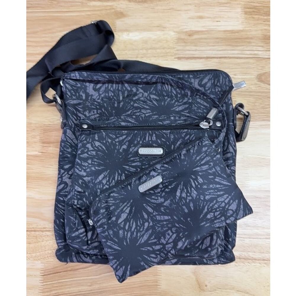 Baggallini Black Patterned Crossbody RFID Bag
